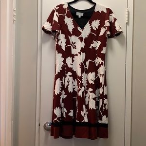 Very flattering dress